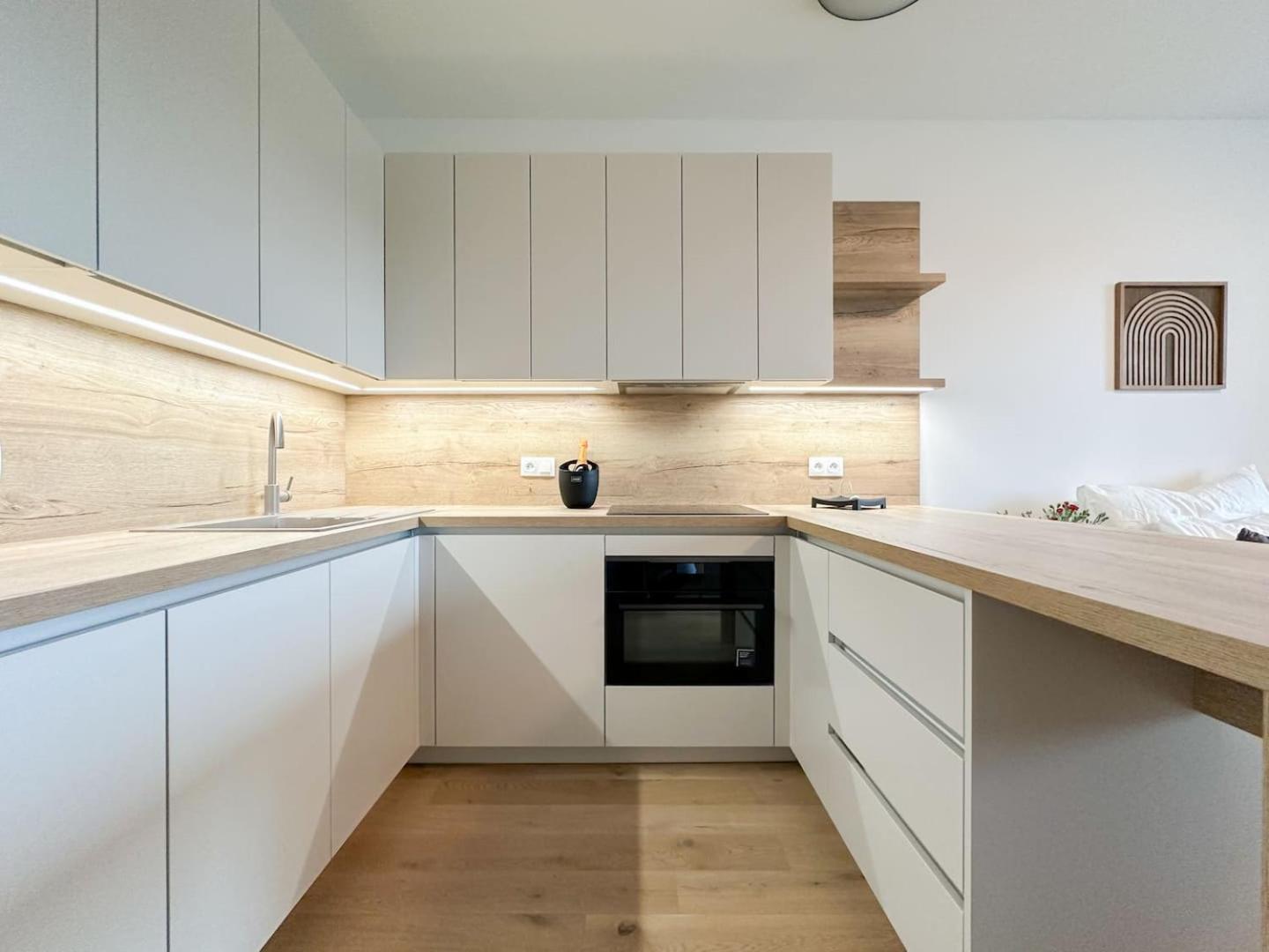 Appartement Real Living By Refa Balcony Retreat 75